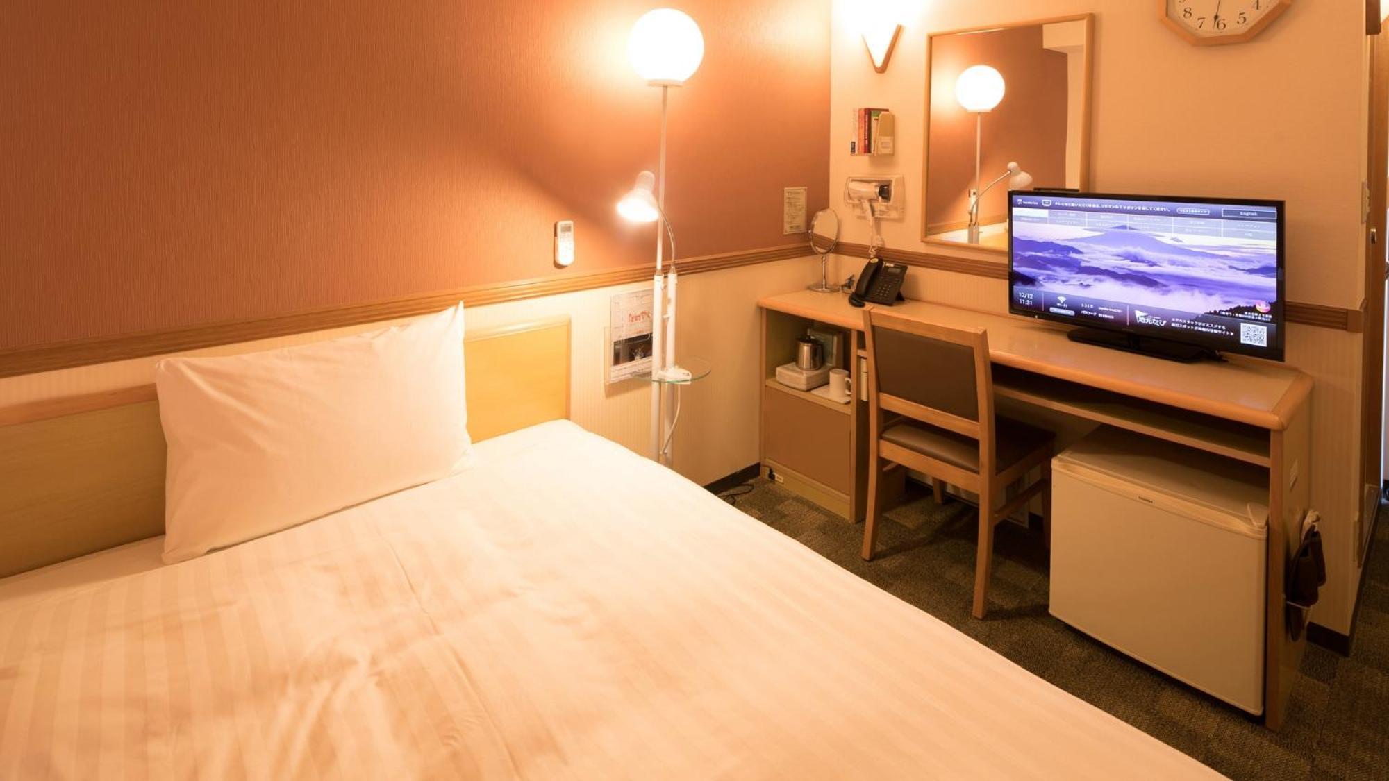 Toyoko Inn Sakudaira-Eki Asama-Guchi Room photo